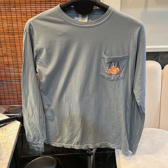 Bundle of ZTA shirts (7) - Picture 7 of 8